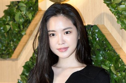 Super Cantik, Gaya Na Eun di Acara Fashion Ini Jadi Trending di Naver