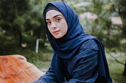 Gara-Gara Sering Terbangun Saat Tengah Malam, Vebby Palwinta Mantab Berhijab