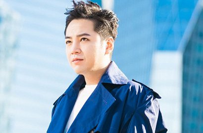 Intip Gaya Keren Jang Geun Suk Saat Transaksi dengan Mafia di 'Switch'