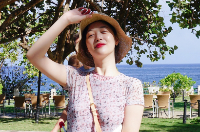 Unggah Video Ini, Fans Heboh Mengira Sulli Akan Debut Solo