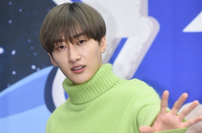 Unggah Selca Saat White Day, Kocaknya Eunhyuk Goda Fans Jomblo