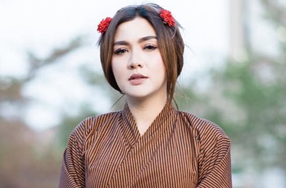 Akui Sempat Umroh Gratis, Ternyata Ini Detil Pekerjaan Vicky Shu di First Travel