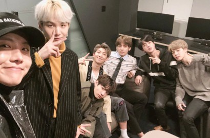 Masker Wajah BTS Ludes Terjual pada Hari Pertama Rilis di Jepang