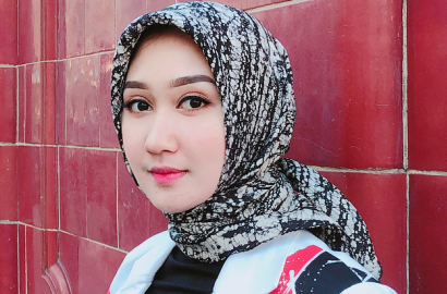 Cincin Mantan Suami Jadi Sorotan, Netter Bandingkan Saat Nikahi Dian Pelangi