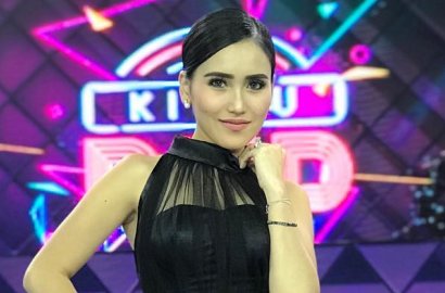 Unggah Foto Ini, Ayu Ting Ting Disebut Netter Kangen Ivan Gunawan