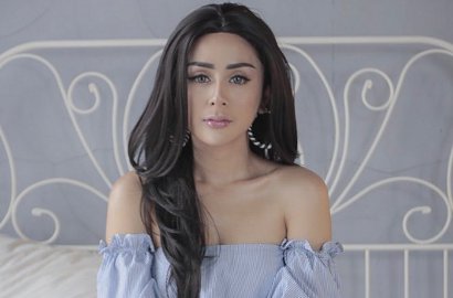 Warnai Rambut Serupa Pelangi, Selvi Kitty Dipuji Imut hingga Mirip Barbie