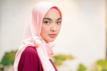 Tika Bravani Beri Klarifikasi Soal Hapus Foto Sebelum Berhijab
