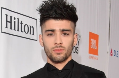 Putus Dari Gigi Hadid, Zayn Malik Langsung Pamer Bikin Tato Baru