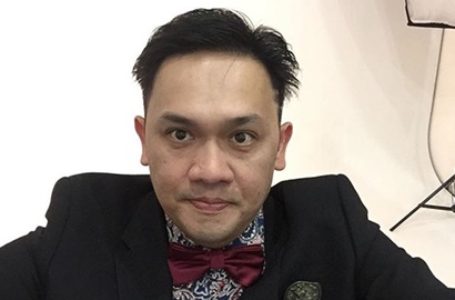 Disindir Hotman Paris, Farhat Abbas Siap Laporkan Syahrini Terkait Foto di Jalan Tol