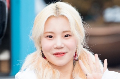 Dikenal Energik, Begini Kocaknya Jooe Momoland di Foto Kelulusan SMP