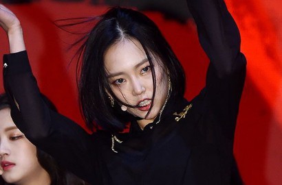 Perdana Jadi Model Catwalk, Ye Eun CLC Tampil Cantik Ala Geisha