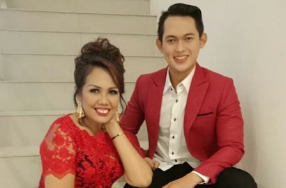Ely Sugigi Tetap Dekati Berondong, Sang Putri: Tolong Sadar Mah