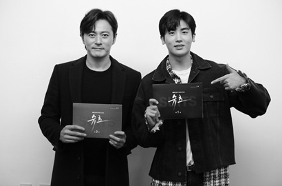 Intip Bromance Jang Dong Gun dan Hyungsik di Sesi Baca Naskah 'Suits'