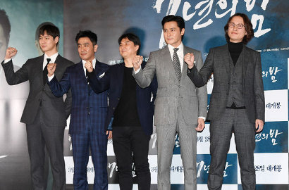 Berjas di Preskon Film Thriller 'Seven Years of Night', Jang Dong Gun cs Justru Pose Kocak