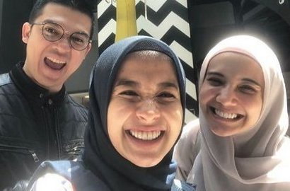 Tiru Pose Nyengir Anak Shireen, Ini Foto Lucu Zaskia, Irwansyah dan Laudya Cynthia Bella