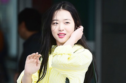 Unggah Foto Tiduran Cantik, Sulli Berterima Kasih ke Fans di Bali
