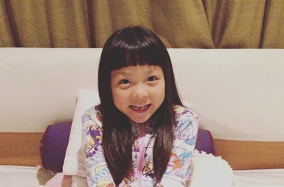 Makin Cantik dan Masih Bergaya Rambut Poni, Choo Sarang Tuai Beragam Komentar