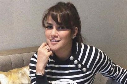 Unggah Foto Tiga Generasi, Ibu dan Mertua Olla Ramlan Jadi Sorotan Netter