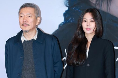 Sempat Dikabarkan Putus, Beredar Foto Hong Sang Soo Bareng Kim Min Hee dan Ayah