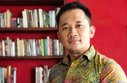 'Benyamin: Biang Kerok' Digugat ke Pengadilan, Ini Respon Hanung Bramantyo