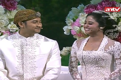 Resepsi di HUT ANTV, Ayah Blak-Blakan Alasan Nikahkan Dewi Persik dan Angga Wijaya