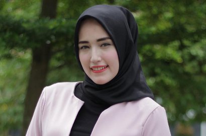 Dituduh Tak Peduli Anak Tiri, Begini Jawaban Adelia Istri Pasha Ungu