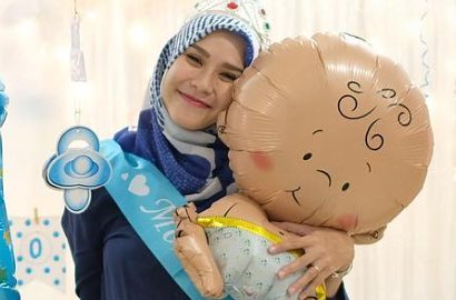 Zaskia Adya Mecca Bagikan Pengalaman Pasca Operasi Caesar