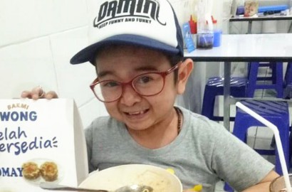 Tak Ingin Merepotkan, Alasan Daus Mini Diam-Diam Menikah Tanpa Izin Ibunda