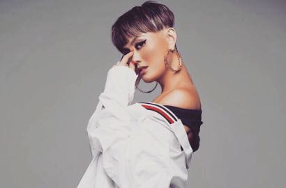 Dihina Mirip Buang Air, Lagi-Lagi Pose Agnes Monica Banjir Cibiran