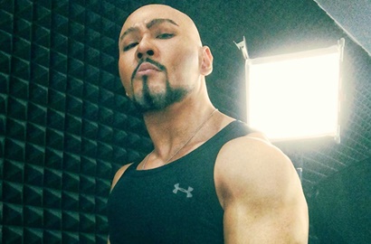 Jari Deddy Corbuzier Patah Saat Olahraga, Netter Gagal Fokus Pijatan Tangan Wanita