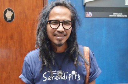 Ipang Lazuardi Ungkap Proses Penggarapan 'Mau Tahu' OST 'Serendipity'