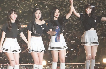 Tampil dengan Warna Rambut Baru, G-Friend Siapkan Comeback?