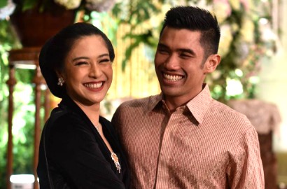 Suami Mangkir dari Panggilan KPK, Dian Sastro Asyik Nunggu Meeting