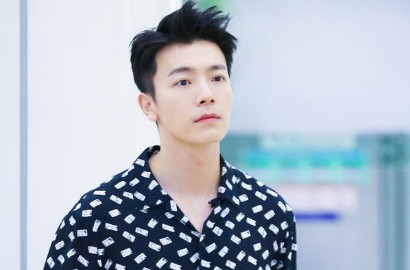 Berkunjung ke New York, Donghae SuJu Asyik Jalan-Jalan Hingga Foto Bareng Fans