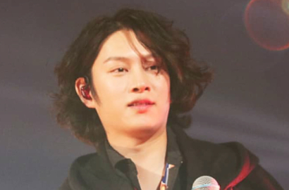 Pamer Foto Editan Fans, Heechul Pose Seksi Bareng Richard Gere Ala 'Pretty Woman'