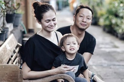 Suami Dirayu Seseorang, Istri Ringgo Agus Rahman Curhat di Instagram