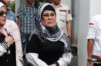 Elvi Sukaesih Bongkar Sosok Penyanyi yang Menuduhnya Menipu