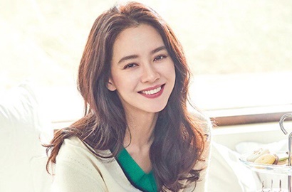 Ini Alasan Song Ji Hyo Tak Mau Gunakan SNS Meski Populer