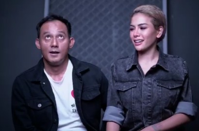 Super Hot, Nikita Mirzani Berbaring di Tubuh Dipo Latief Saat Jalani Pemotretan