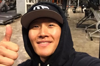 Bikin Terharu, Begini Alasan Kim Jong Kook Jadi Anak Berbakti Pada Ibunya