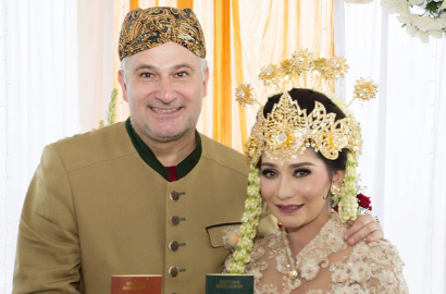 Mualaf dan 25 Tahun di Indonesia, Suami Bule Baby Margaretha Pernah Temui Jokowi-SBY