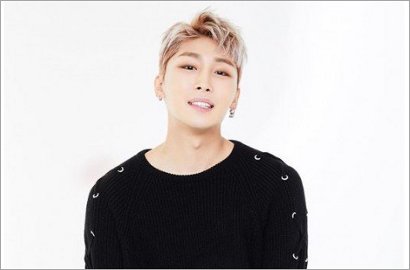 Waduh, Komposer Lagu Hits 'Pick Me' Dituntut Lantaran Serang Mantan Pacar