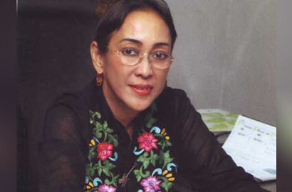 Anggap Puisi Bukan Pendapat Keluarga Soekarno, Ketua DPR Minta Sukmawati Segera Minta Maaf