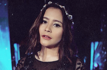 Pakai Dress Kemban Pamer Pundak, Netter Sebut Prilly Latuconsina Berani
