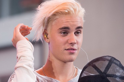 Unggah Foto Topless, Justin Bieber Pamer Hasil Tato 100 Jam