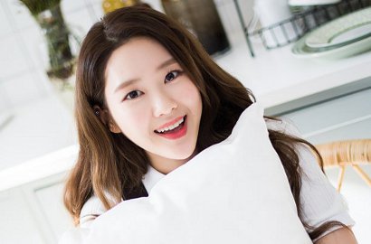 Jiho Oh My Girl Lagi-Lagi Alami Cedera Kaki