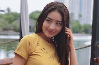 Foto Muka Galak dengan Meriam Bellina di 'STJC', Natasha Wilona Tetap Cantik