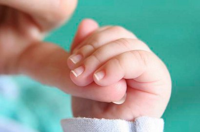 Pertama Kali, Pria Transgender di Finlandia Melahirkan