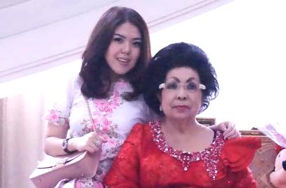 Sudah Umur 20 Lebih, Oma Tina Toon Desak Cucunya Segera Menikah