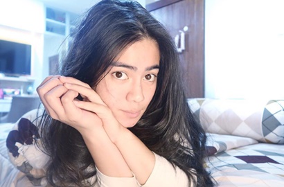 Kesengsem Pesona Billy Davidson, Felicya Angelista Pingsan di 'Dunia Terbalik'